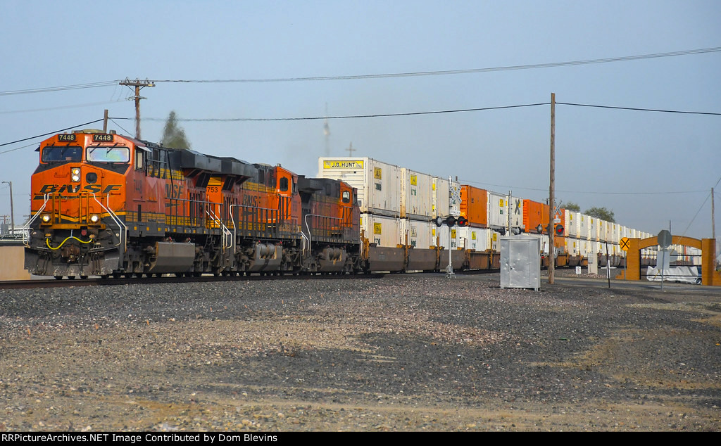 BNSF 7448